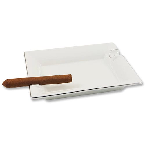 Zigarrenaschenbecher aus Porzellan in weiss silber paspelliert 62334