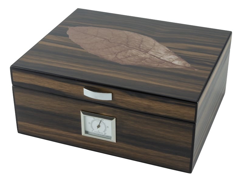 Humidor mit Dekor "Blatt" fuer ca. 25 Zigarren 561231