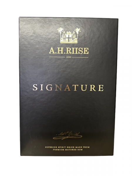 A.H.Riise Signature 43,9% Vol. 0,7 Liter Master Blender Kollektion